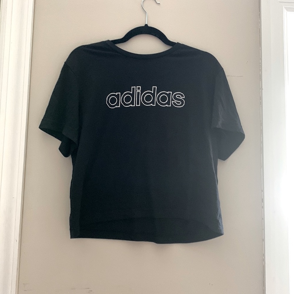 Adidas tee